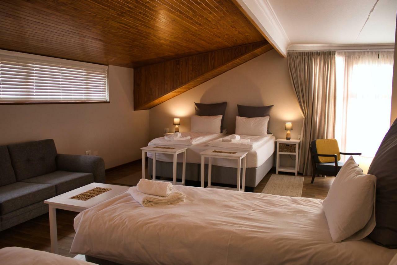 Kramersdorf Guesthouse ซวาคอปมุนด์ ภายนอก รูปภาพ